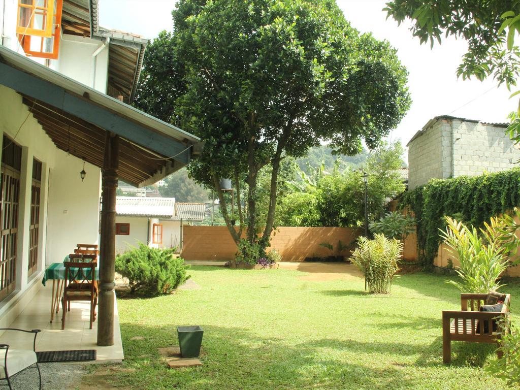 Homestay Garden Rest Kandy Ngoại thất bức ảnh